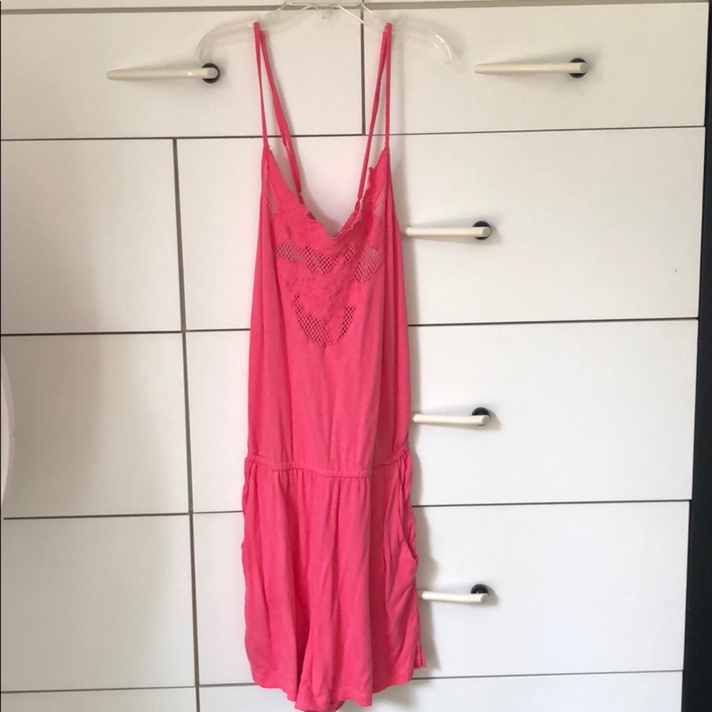 Pink Cross Back Crochet Romper w Pockets